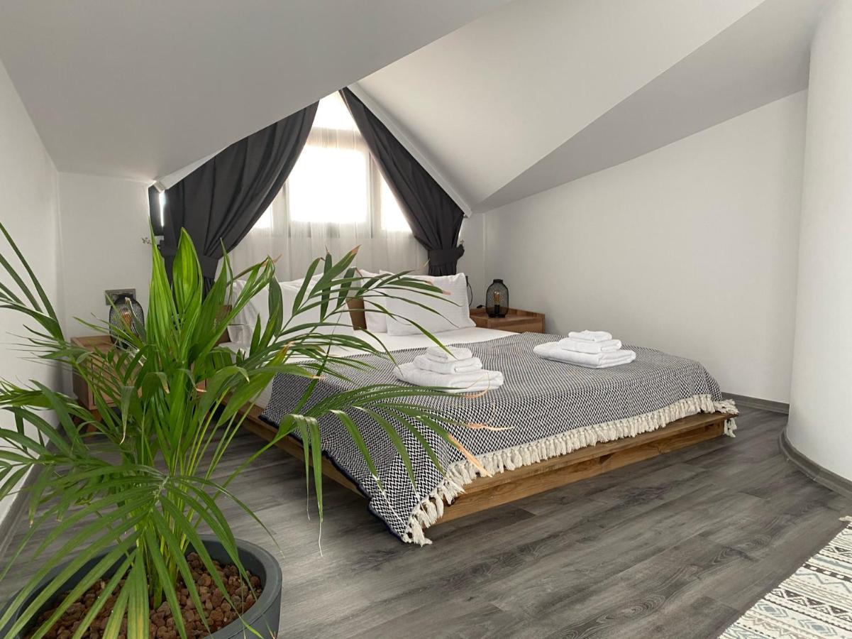 Apartment Trea Homes Marina Suites